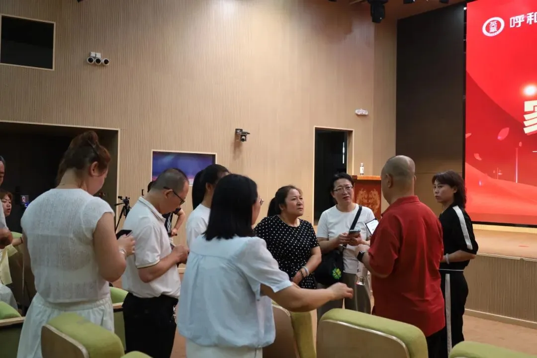 中考成绩不理想别慌!来英华,董校为你面对面答疑解惑-第10张图片-四季读书网
