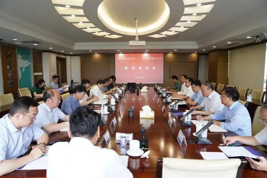 中考200-450分别焦虑!不走弯路,信航五年制学院带你直通大学,圆少年航空梦想-第16张图片-四季读书网