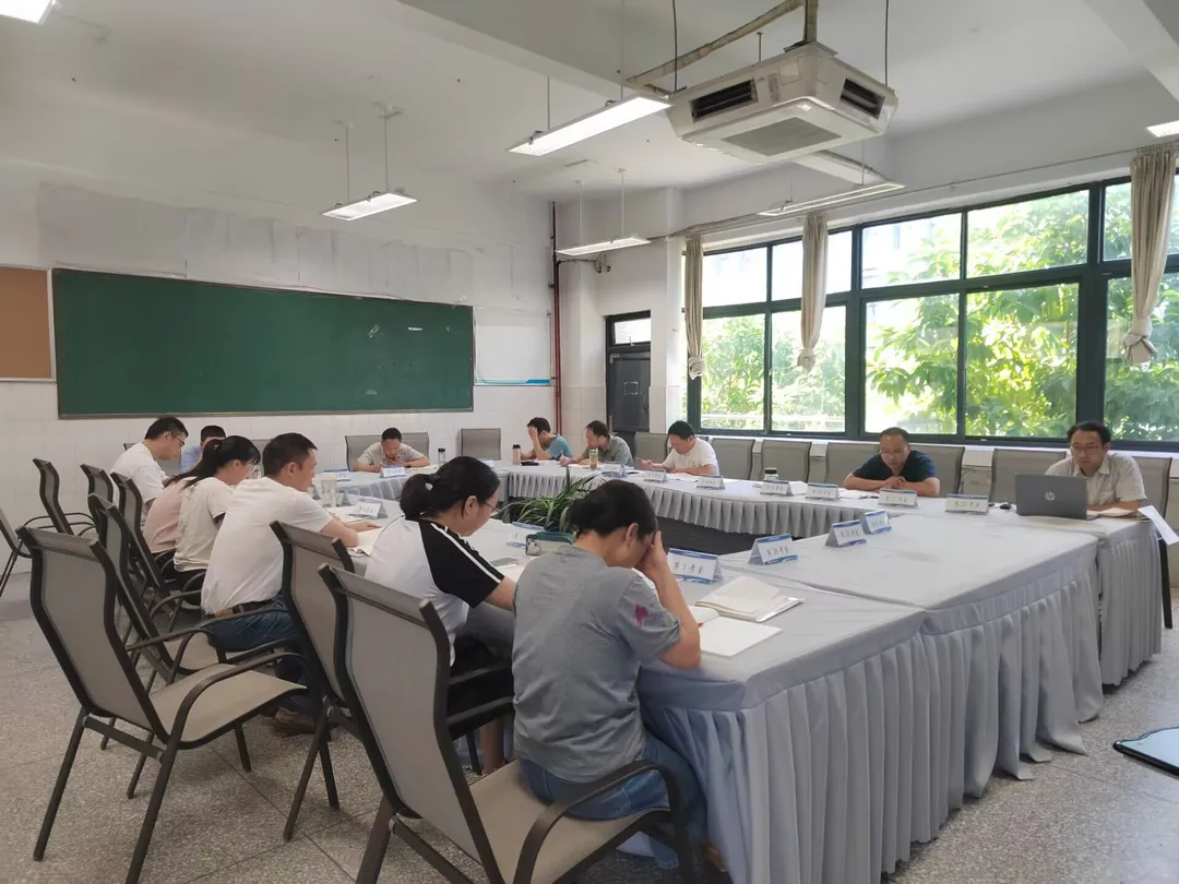 析高考研真题 明方向启征程 | 德阳五中2027届高三研题活动-第4张图片-四季读书网