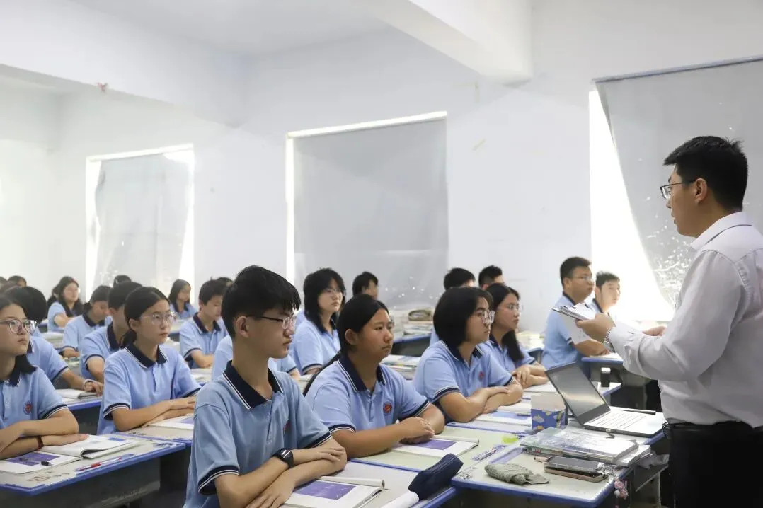 别慌!中考没过 401 分≠无缘大学!郑州择校硬核干货,看完再择校-第4张图片-四季读书网