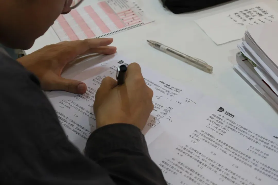 江阴全真模考,周六开考!行测+申论全科实战,申论一对一批改!前三好礼,实力夺奖!-第10张图片-四季读书网 江阴全真模考,周六开考!行测+申论全科实战,申论一对一批改!前三好礼,实力夺奖!-第10张图片-四季读书网