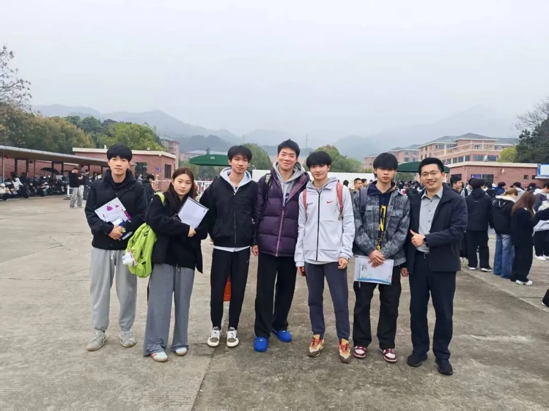榜样领航 | 跑道与试卷并肩,三年磨一剑!我校蔡哲圆梦武汉体育学院-第14张图片-四季读书网