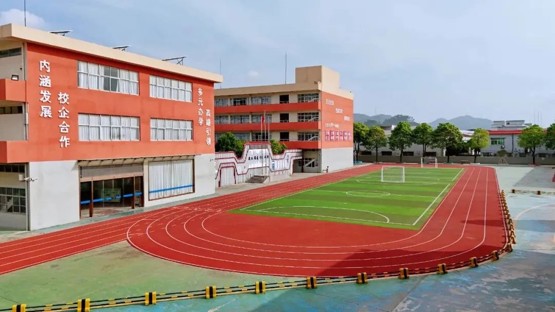 2026中考放榜低分可报 | 惠州市西湖技工学校(附26年录取分数线)-第25张图片-四季读书网 2026中考放榜低分可报 | 惠州市西湖技工学校(附26年录取分数线)-第25张图片-四季读书网