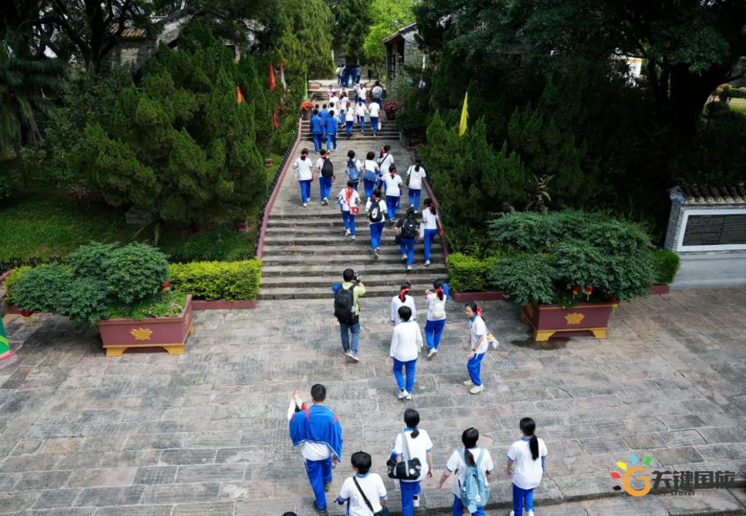 广大附中高新区实验学校-为梦而战 决胜中考-百日誓师大会 20260320-第53张图片-四季读书网 广大附中高新区实验学校-为梦而战 决胜中考-百日誓师大会 20260320-第53张图片-四季读书网