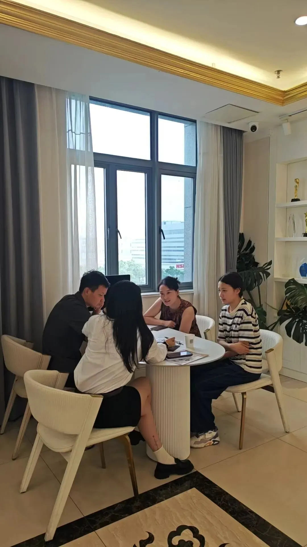 中考落幕不知如何填志愿?来上海欧米奇免费测评规划,帮孩子找准成长赛道-第12张图片-四季读书网 中考落幕不知如何填志愿?来上海欧米奇免费测评规划,帮孩子找准成长赛道-第12张图片-四季读书网