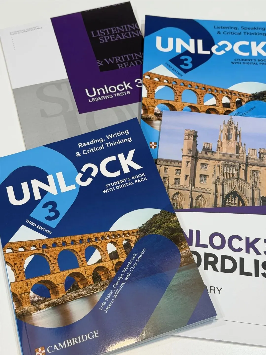 上海中考英语迎来重大转型:告别机械刷题、侧重语言实操,Unlock 课程锤炼综合应用能力适配新政-第44张图片-四季读书网 上海中考英语迎来重大转型:告别机械刷题、侧重语言实操,Unlock 课程锤炼综合应用能力适配新政-第44张图片-四季读书网