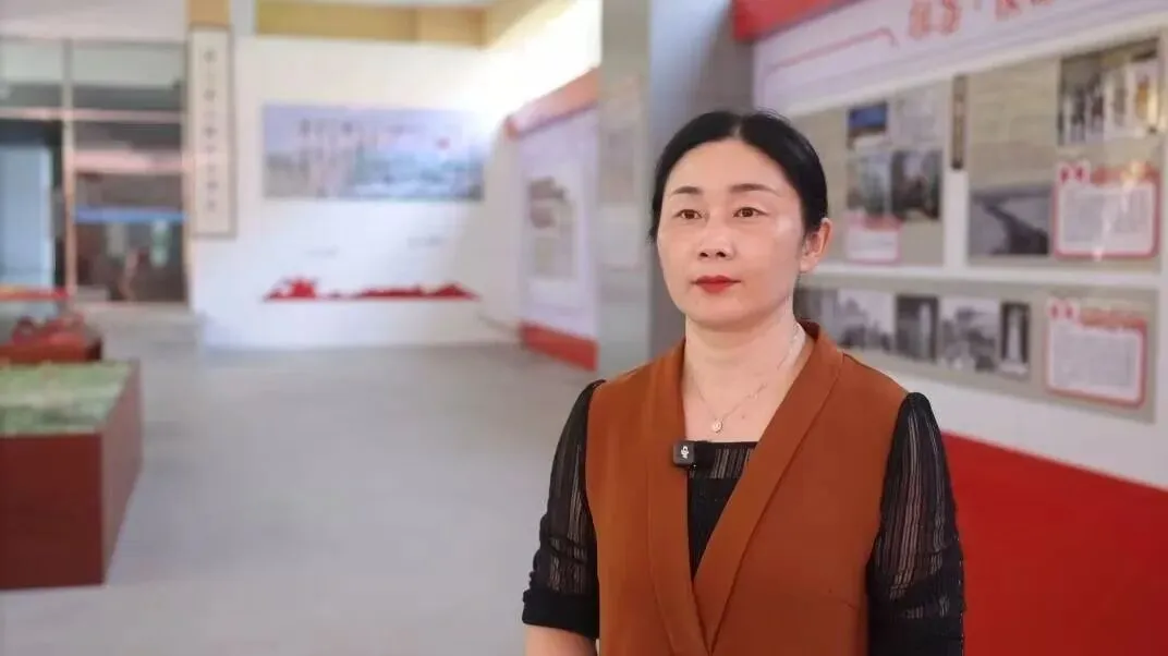 深耕课堂改革 首战中考创佳绩——岳峰中学首届中考喜获开门红-第18张图片-四季读书网 深耕课堂改革 首战中考创佳绩——岳峰中学首届中考喜获开门红-第18张图片-四季读书网
