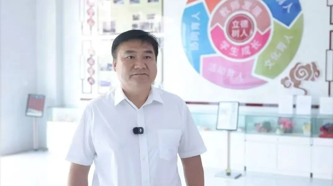 深耕课堂改革 首战中考创佳绩——岳峰中学首届中考喜获开门红-第22张图片-四季读书网 深耕课堂改革 首战中考创佳绩——岳峰中学首届中考喜获开门红-第22张图片-四季读书网