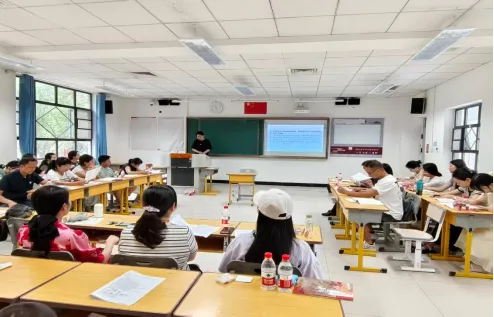 深耕真题研策略 聚力备考启新程----陕飞教育集团暨市直高中学校生物学科基地汉中中学第二届大教研活动纪实-第4张图片-四季读书网