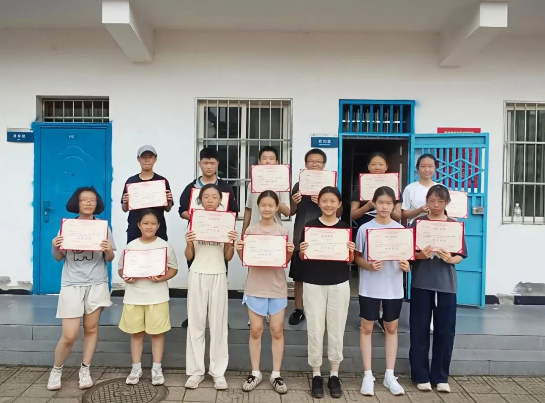 我校教职工子女中考体育暑期公益训练营圆满收官-第3张图片-四季读书网