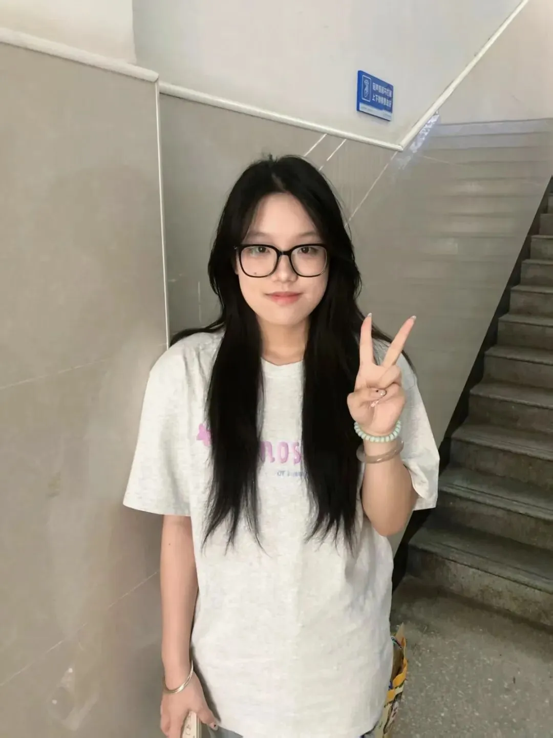 中考时差61分落榜普高,三年后高考彭菲淼 (武汉学生,671分)考了全省第二-第1张图片-四季读书网