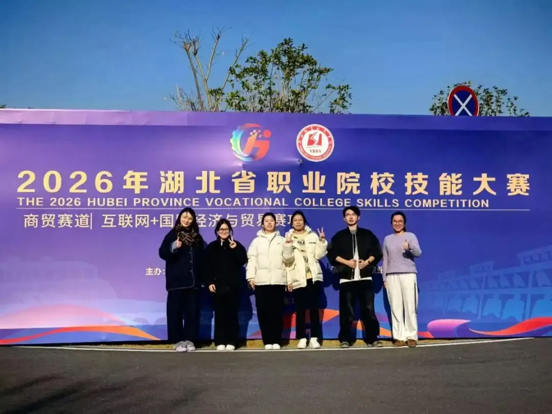 中考时差61分落榜普高,三年后高考彭菲淼 (武汉学生,671分)考了全省第二-第5张图片-四季读书网 中考时差61分落榜普高,三年后高考彭菲淼 (武汉学生,671分)考了全省第二-第5张图片-四季读书网