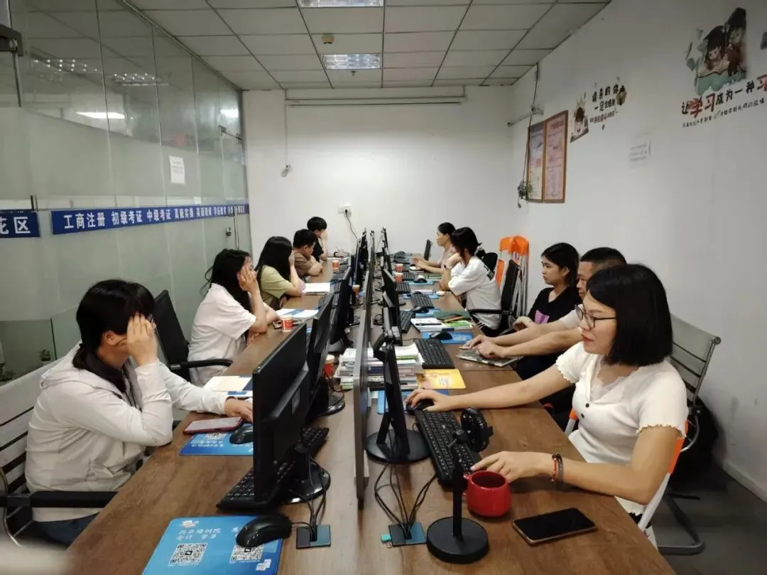 在东莞中考后家长的选择-第2张图片-四季读书网 在东莞中考后家长的选择-第2张图片-四季读书网