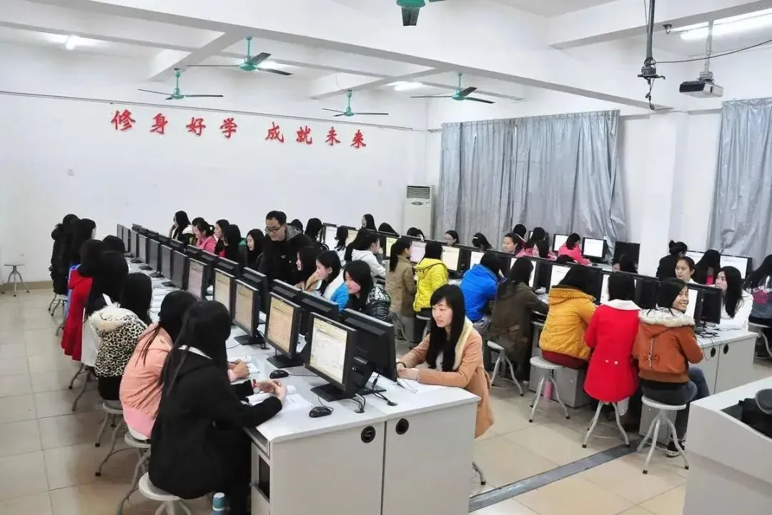 中考报读指南 | 广东省国防科技技师学院2026招生简章 | 补录计划-第15张图片-四季读书网 中考报读指南 | 广东省国防科技技师学院2026招生简章 | 补录计划-第15张图片-四季读书网