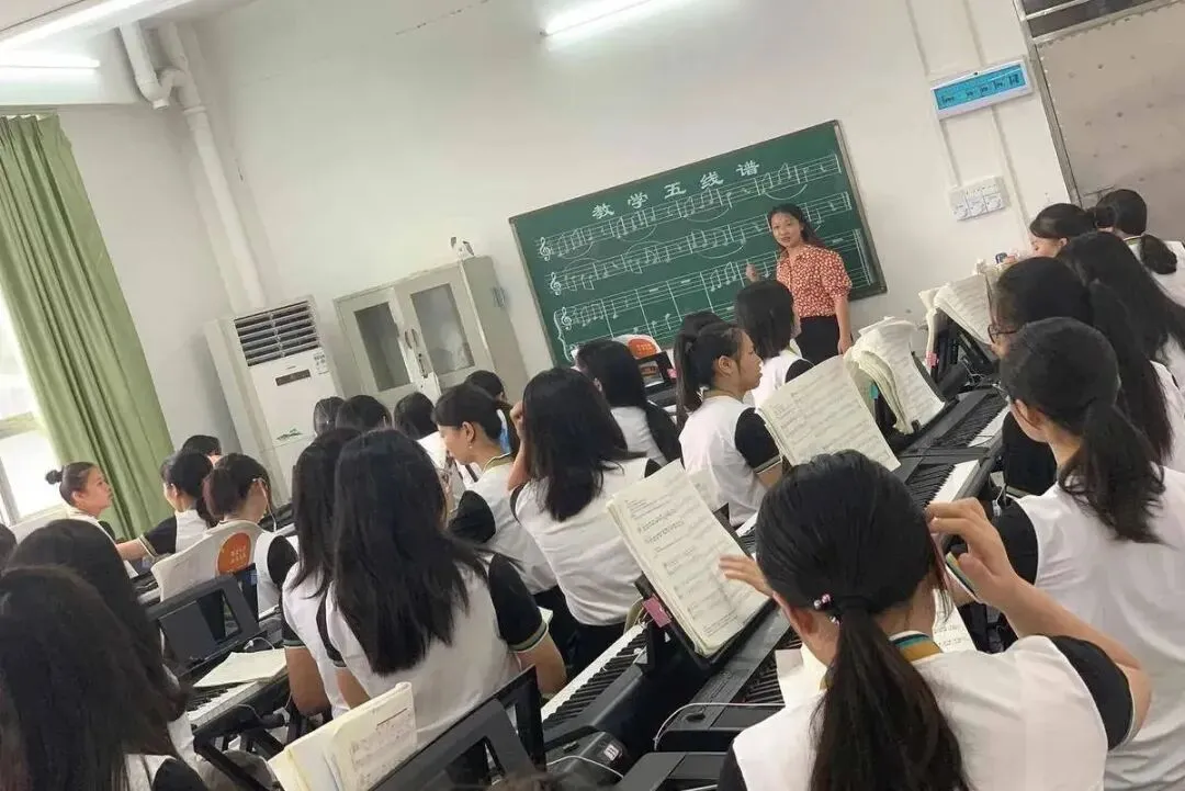 中考报读指南 | 广东省国防科技技师学院2026招生简章 | 补录计划-第17张图片-四季读书网 中考报读指南 | 广东省国防科技技师学院2026招生简章 | 补录计划-第17张图片-四季读书网