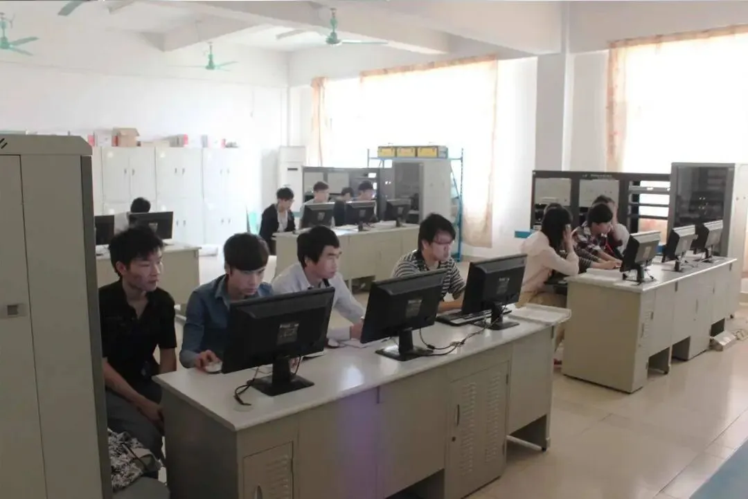 中考报读指南 | 广东省国防科技技师学院2026招生简章 | 补录计划-第18张图片-四季读书网 中考报读指南 | 广东省国防科技技师学院2026招生简章 | 补录计划-第18张图片-四季读书网