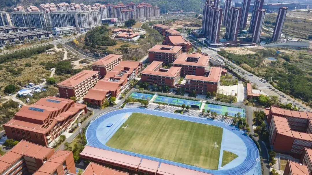 中考升学率100%+本科率近96%!泉州这个学区现房红利拉满-第10张图片-四季读书网