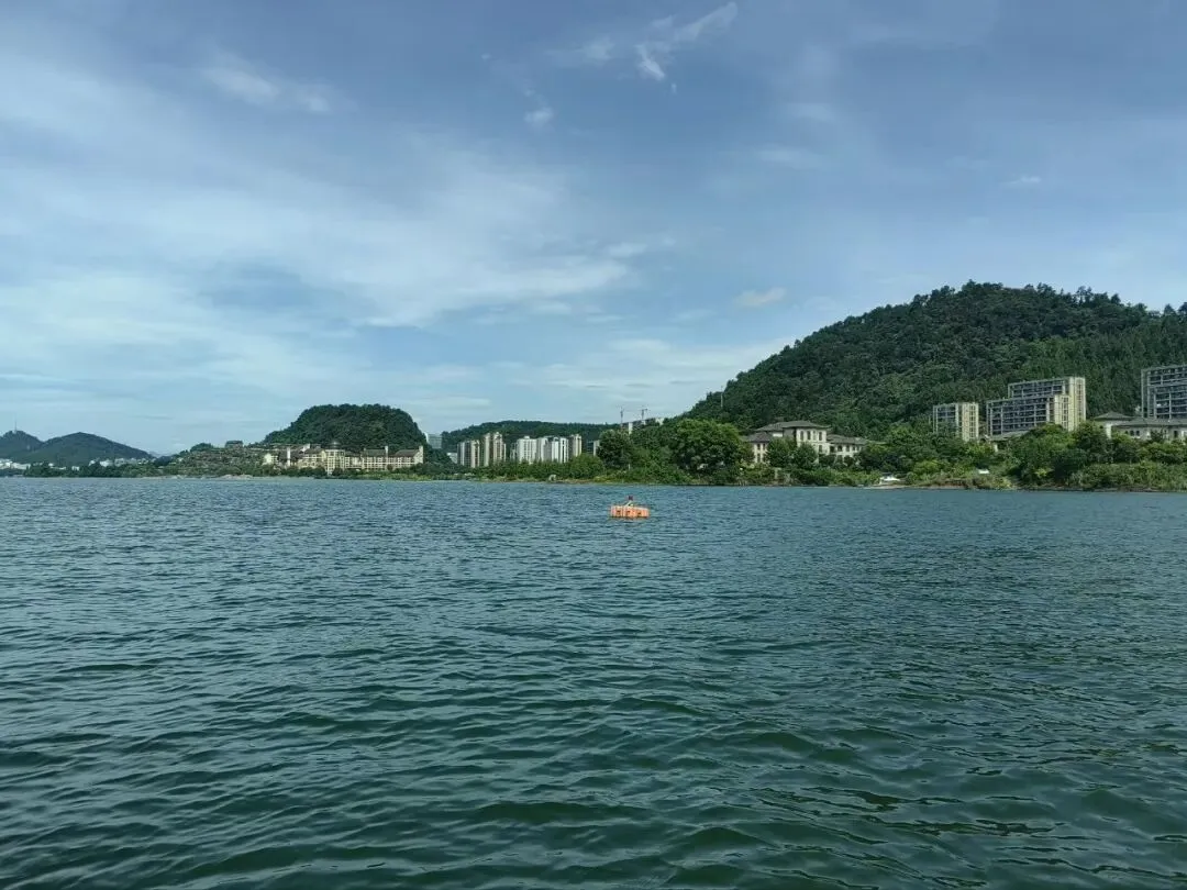 中考后的承诺:咬牙带女儿8天双城游,有崩溃有惊喜,这才是旅行的真实模样-第4张图片-四季读书网