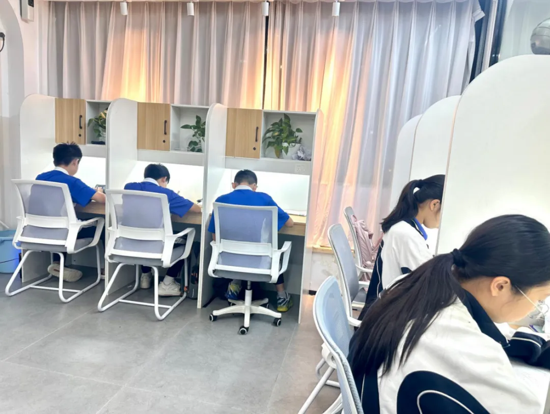 @深圳新初三查收 | 2027届深圳中考完整节点!抓住黄金期,稳步规划,开学领跑→-第3张图片-四季读书网