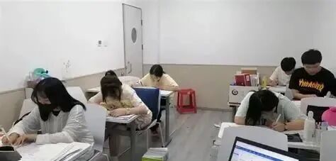 27郑州中考全日制怎么选?热门补习学校班型+收费详解-第9张图片-四季读书网