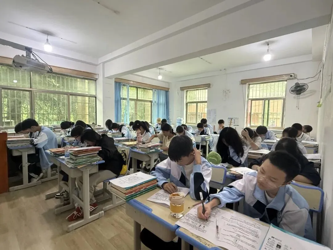 重启少年志,再战中考梦-第3张图片-四季读书网