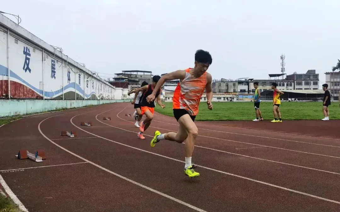 中考不是终点,选择更重要!公共基础部为同学们量身打造双升学赛道!-第6张图片-四季读书网 中考不是终点,选择更重要!公共基础部为同学们量身打造双升学赛道!-第6张图片-四季读书网