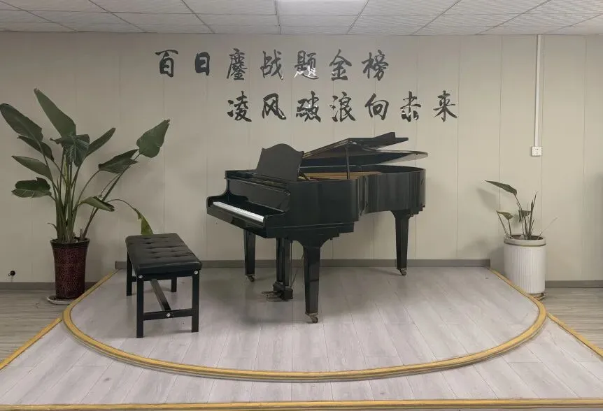 玲枫艺考|27届学子七月专业课模拟考试顺利举行-第3张图片-四季读书网 玲枫艺考|27届学子七月专业课模拟考试顺利举行-第3张图片-四季读书网
