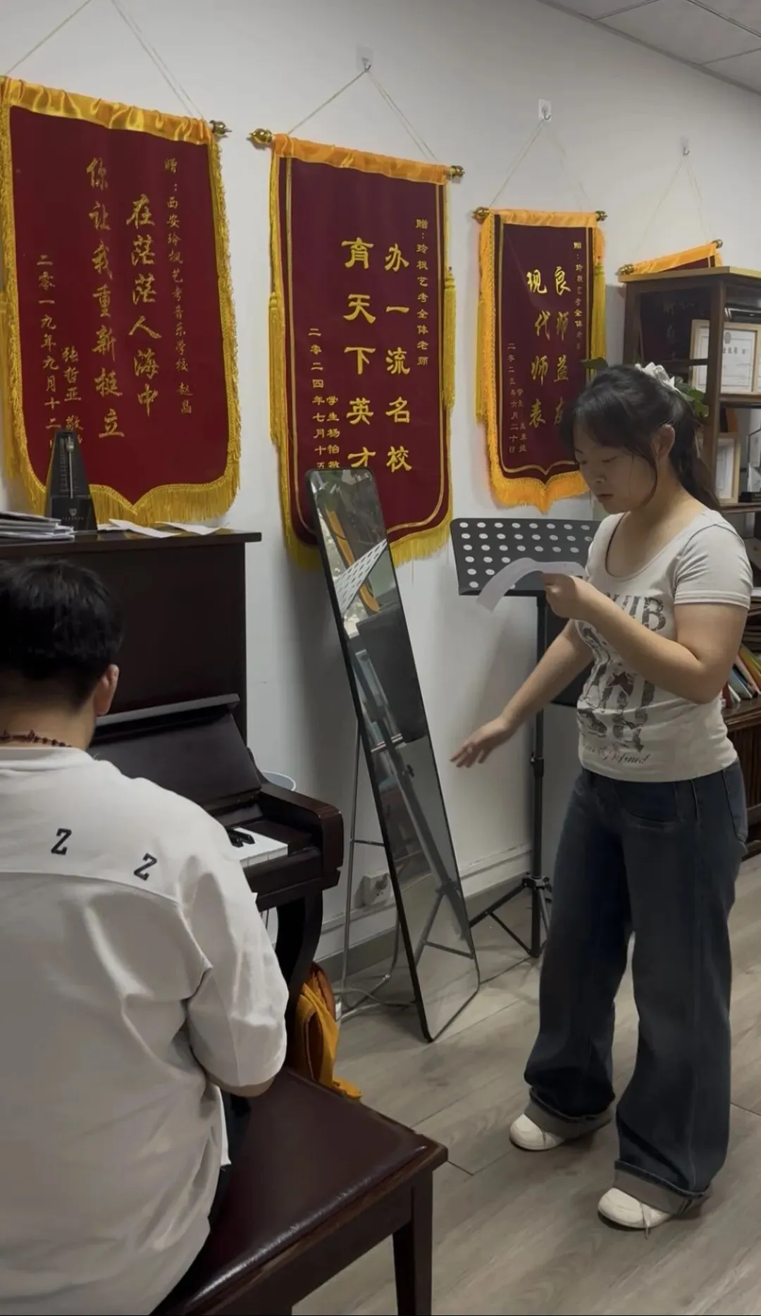 玲枫艺考|27届学子七月专业课模拟考试顺利举行-第19张图片-四季读书网 玲枫艺考|27届学子七月专业课模拟考试顺利举行-第19张图片-四季读书网