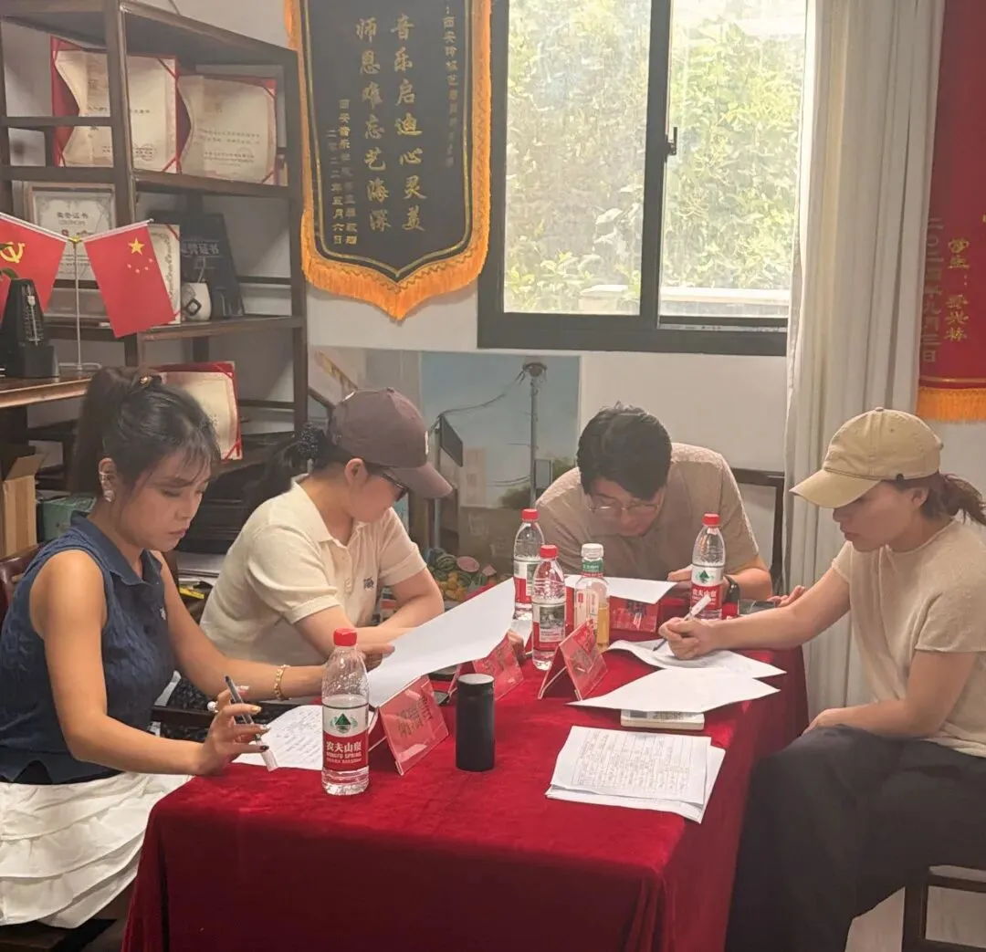 玲枫艺考|27届学子七月专业课模拟考试顺利举行-第22张图片-四季读书网 玲枫艺考|27届学子七月专业课模拟考试顺利举行-第22张图片-四季读书网