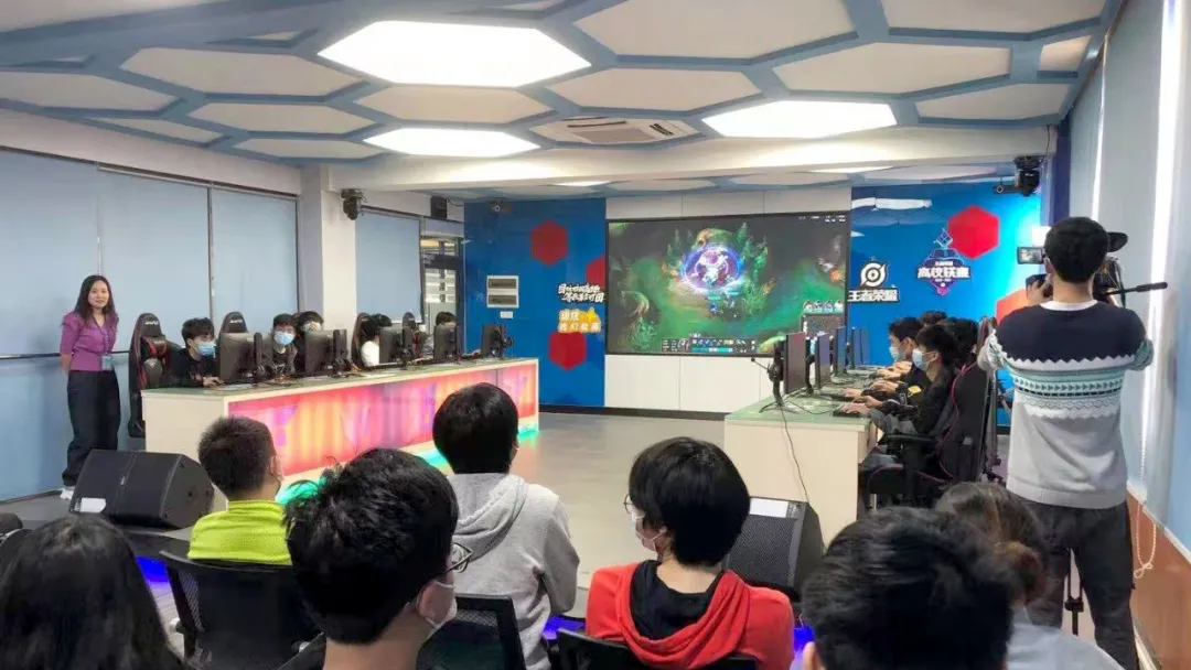 中考分流看这里!白云工商技师学院 2026 自主招生简章【校园环境+专业】-第25张图片-四季读书网
