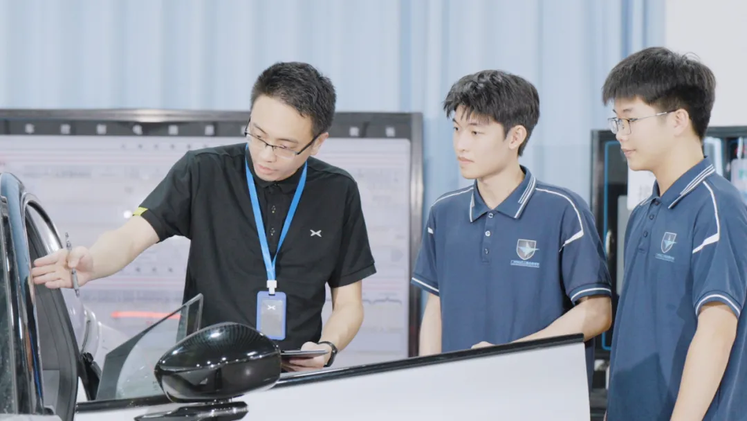 中考分流看这里!白云工商技师学院 2026 自主招生简章【校园环境+专业】-第28张图片-四季读书网