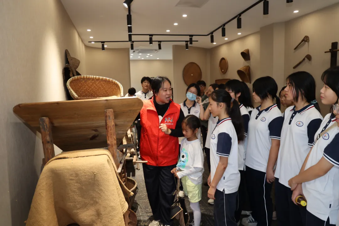 溯源高龙文脉 砺志决战中考 | 温岭市宗文中学九(11)班暑期实践活动-第18张图片-四季读书网