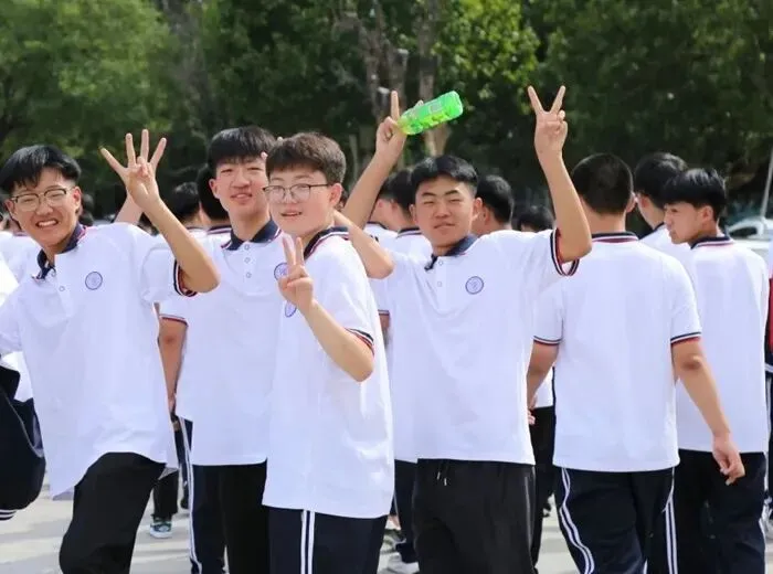 中考300分,石家庄东华铁路学校:换条赛道照样出彩-第2张图片-四季读书网 中考300分,石家庄东华铁路学校:换条赛道照样出彩-第2张图片-四季读书网