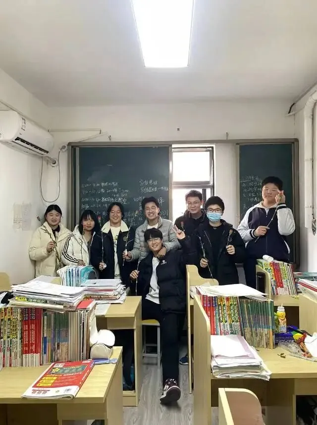 郑州新明一中考学校2027年【第十一届】初三全日制集训招生简章-第150张图片-四季读书网 郑州新明一中考学校2027年【第十一届】初三全日制集训招生简章-第150张图片-四季读书网