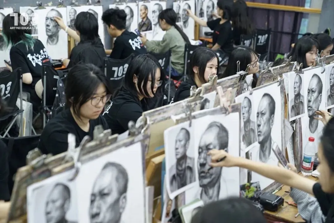 以考促学,蓄力前行|集训首次模拟考试圆满结束-第37张图片-四季读书网 以考促学,蓄力前行|集训首次模拟考试圆满结束-第37张图片-四季读书网
