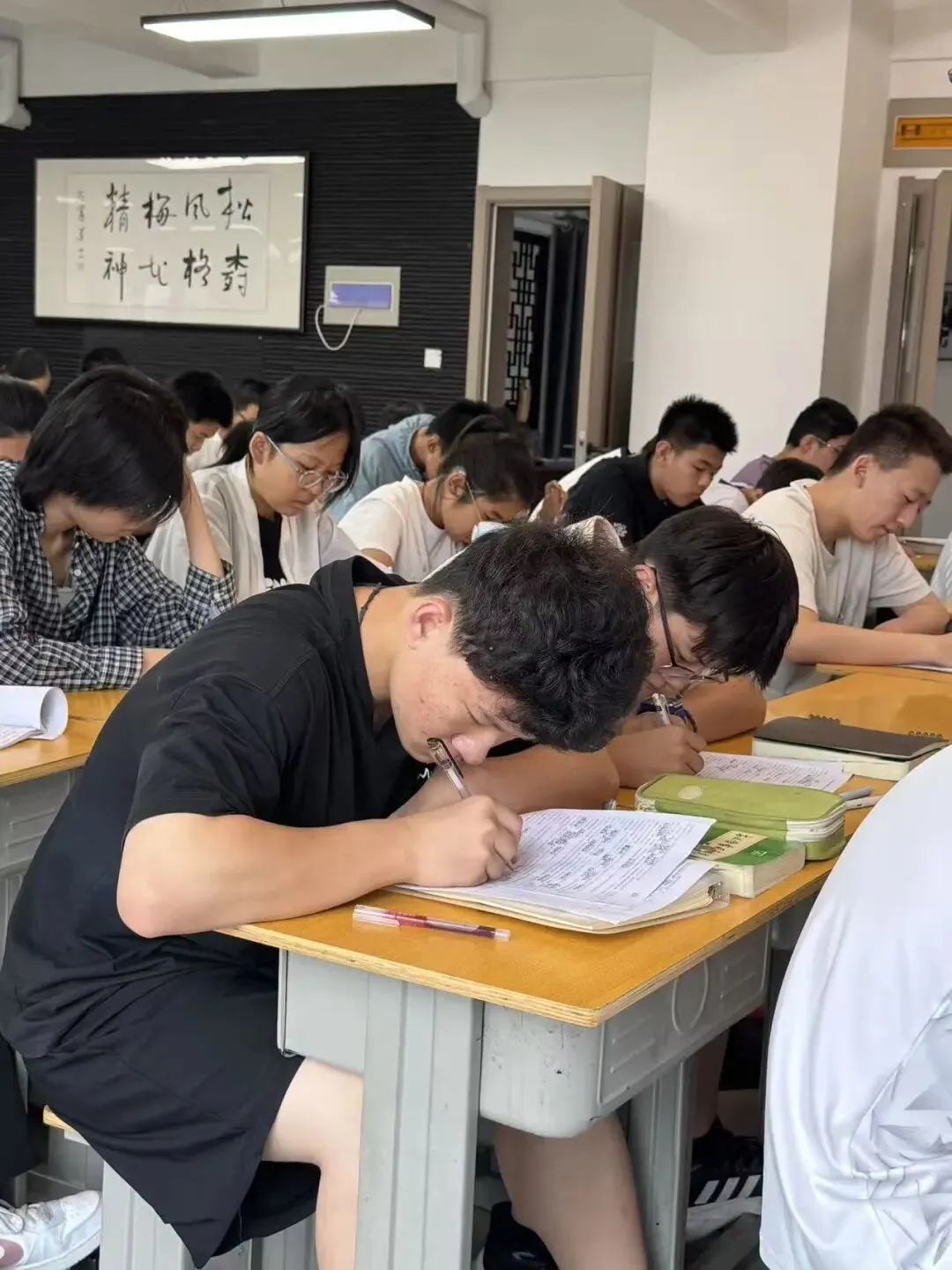 课改之后语文无捷径:山东统一中考【语文】综合素养答题训练课程核心-第17张图片-四季读书网