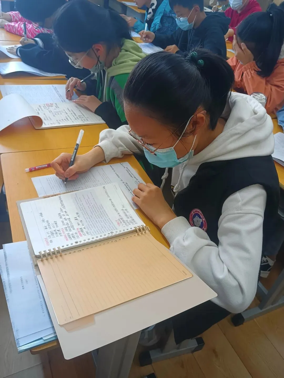 课改之后语文无捷径:山东统一中考【语文】综合素养答题训练课程核心-第81张图片-四季读书网
