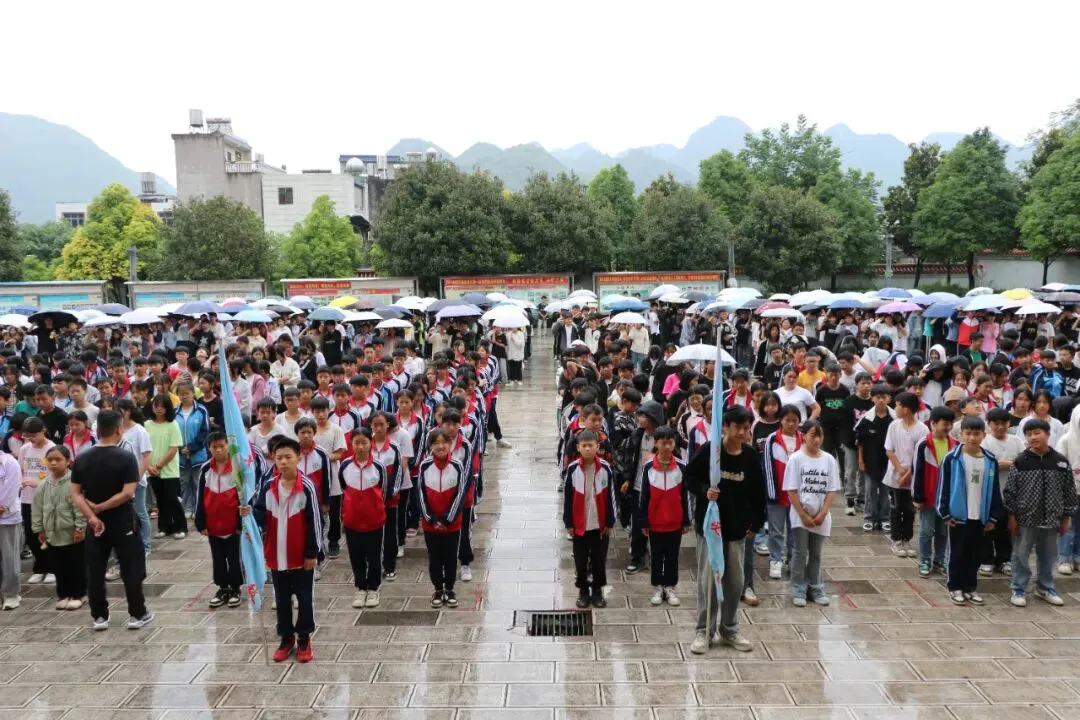 黄泥河镇中学举行中考考前动员大会暨送考活动-第3张图片-四季读书网