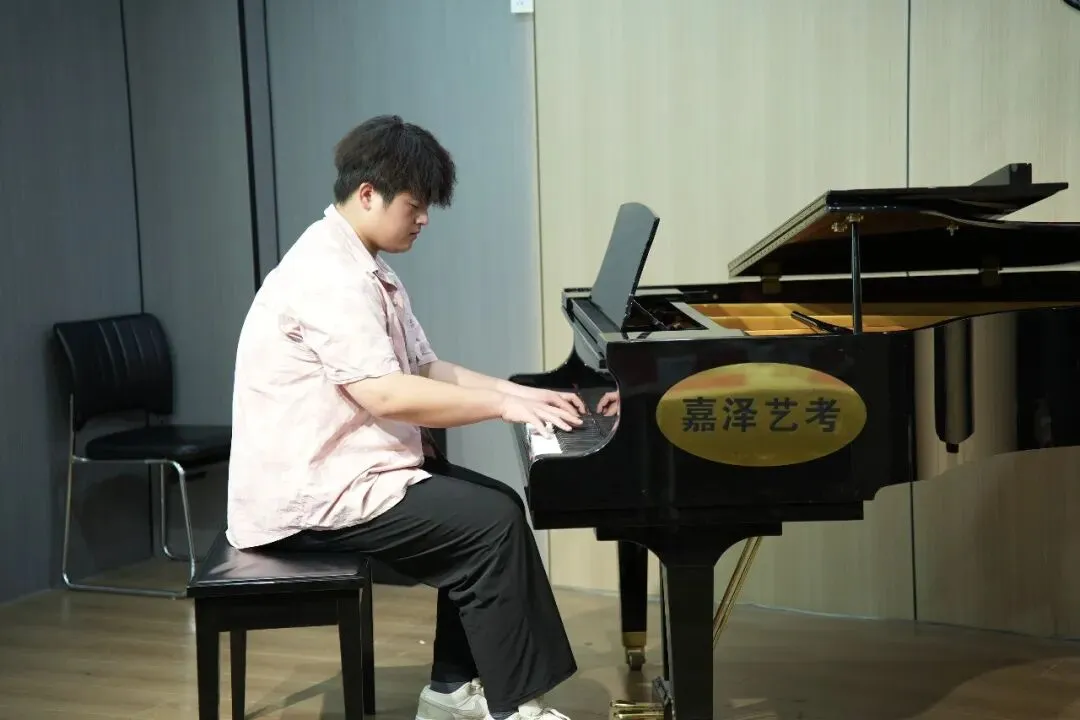 月考|嘉泽艺考七月份专业课模拟考顺利举行-第74张图片-四季读书网 月考|嘉泽艺考七月份专业课模拟考顺利举行-第74张图片-四季读书网