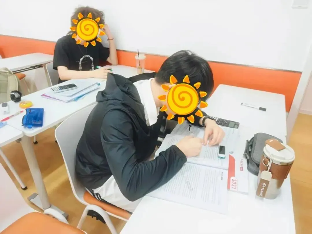 成长的故事 | 中考690.5分,他这一年只做了一件事-第6张图片-四季读书网