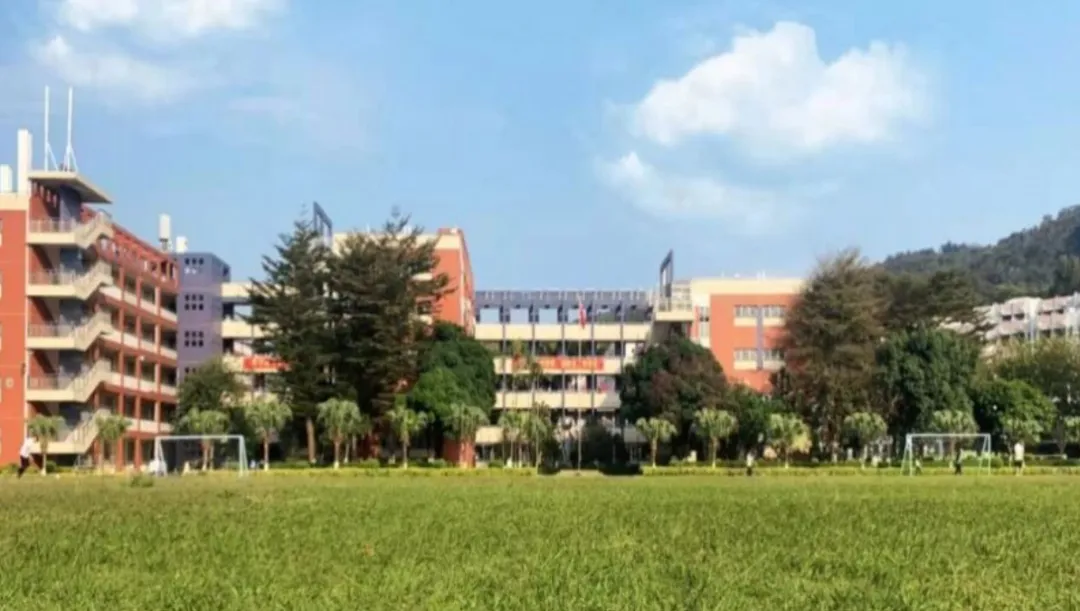 中考录取 | 佛山市顺德区李伟强职业技术学校,国家级重点,录取分数-第4张图片-四季读书网