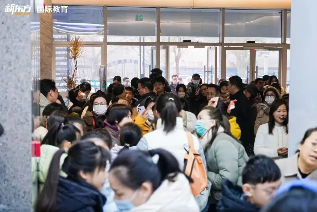 KET考前全真模拟考试火热报名中!!!!!-第2张图片-四季读书网