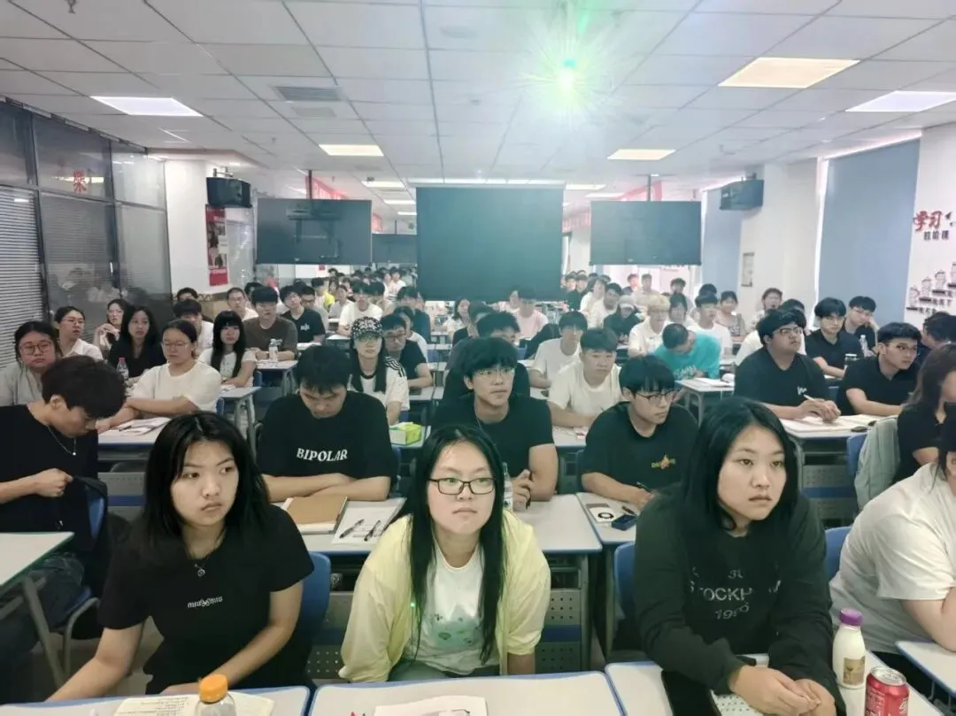 平时全会,考场全废?辽宁专升本模考比练习低30分的真相-第25张图片-四季读书网 平时全会,考场全废?辽宁专升本模考比练习低30分的真相-第25张图片-四季读书网