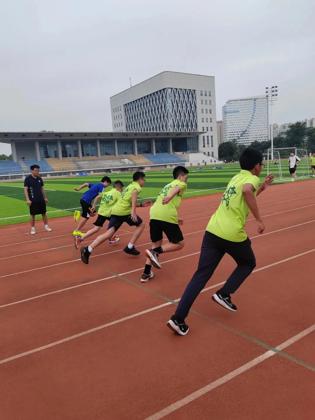燃爆盛夏,载誉而归|中考体育第三期训练营圆满收官!-第11张图片-四季读书网 燃爆盛夏,载誉而归|中考体育第三期训练营圆满收官!-第11张图片-四季读书网
