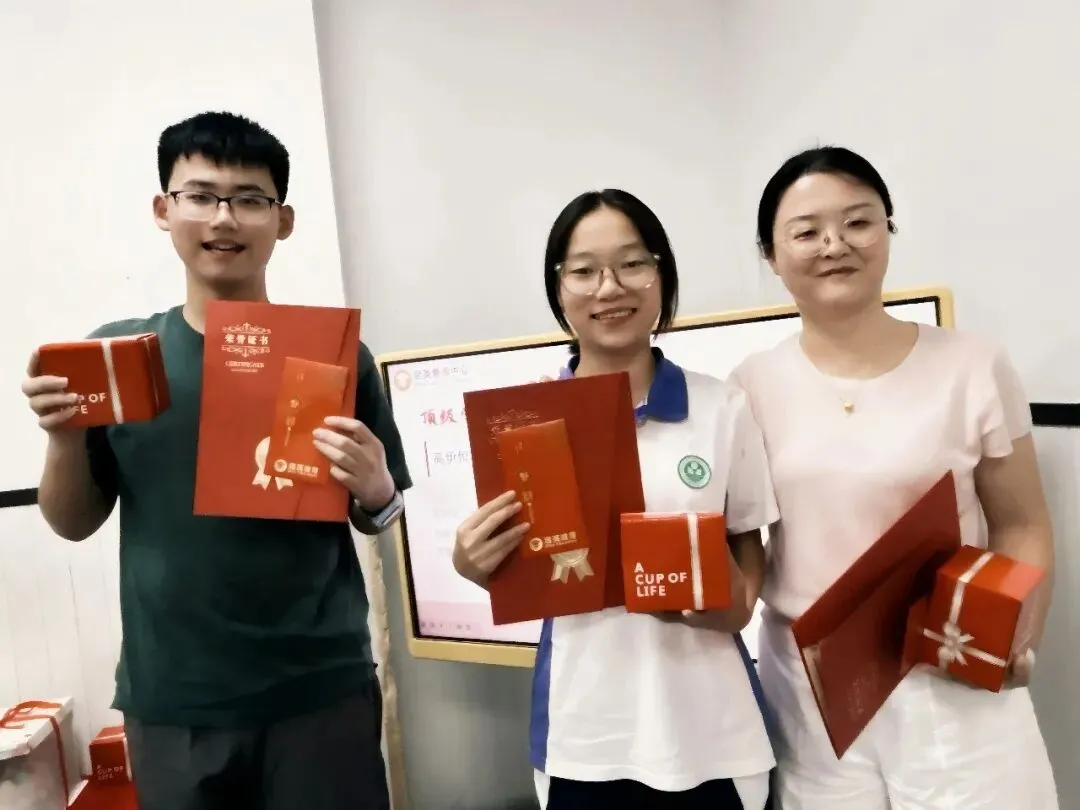 2026中考喜报|这一届启英孩子,英语A+真不少-第9张图片-四季读书网