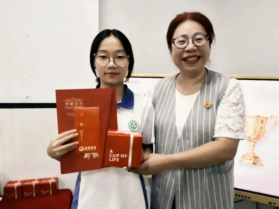 2026中考喜报|这一届启英孩子,英语A+真不少-第10张图片-四季读书网