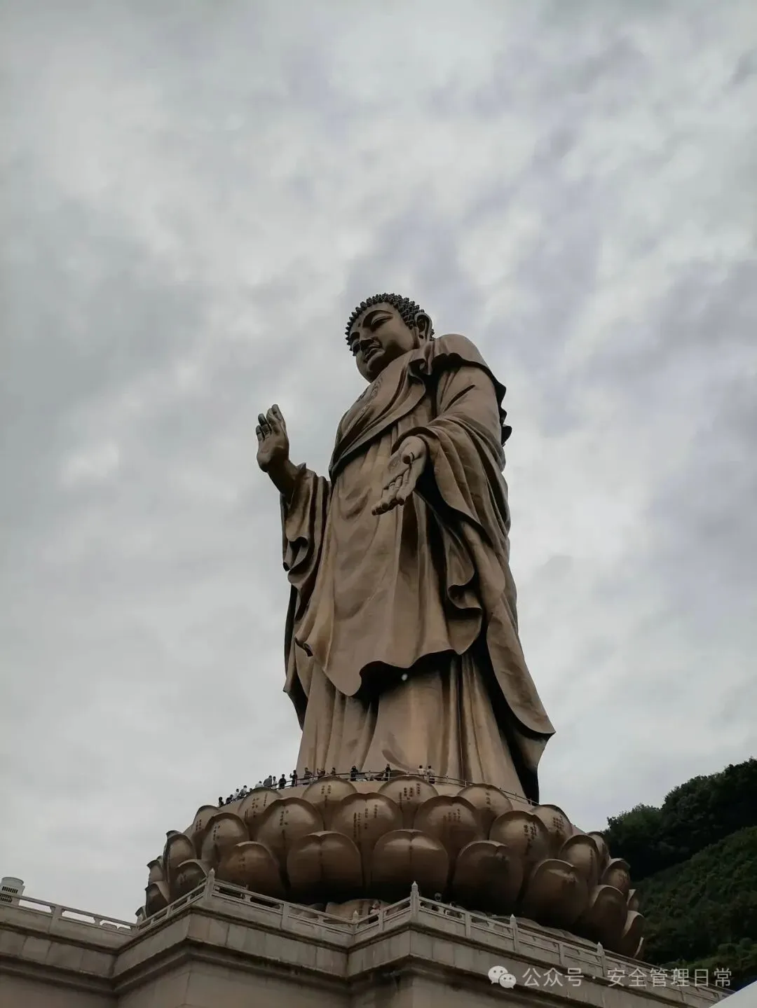 CCAA备考——真题解析:监督审核时,每次必审的条款应包括 :"监督审核回头看,内审不符目标改"(《管认基》第二轮错题10)-第2张图片-四季读书网 CCAA备考——真题解析:监督审核时,每次必审的条款应包括 :"监督审核回头看,内审不符目标改"(《管认基》第二轮错题10)-第2张图片-四季读书网