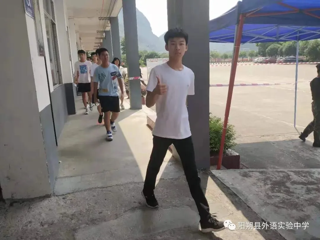 加油吧,少年!——阳朔县外语实验中学中考进行时-第20张图片-四季读书网 加油吧,少年!——阳朔县外语实验中学中考进行时-第20张图片-四季读书网