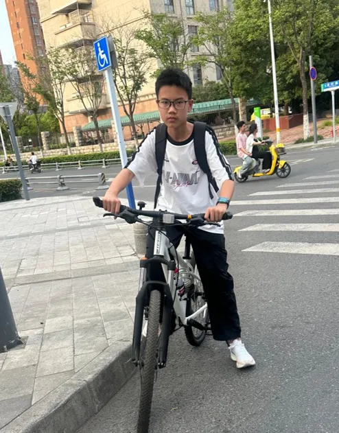 42中铁:持少年热忱 赴中考之约(一)-第9张图片-四季读书网