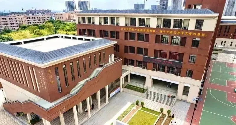 广州华师系 11 所初中全盘点:中考成绩、招生方式、班型一览-第10张图片-四季读书网 广州华师系 11 所初中全盘点:中考成绩、招生方式、班型一览-第10张图片-四季读书网